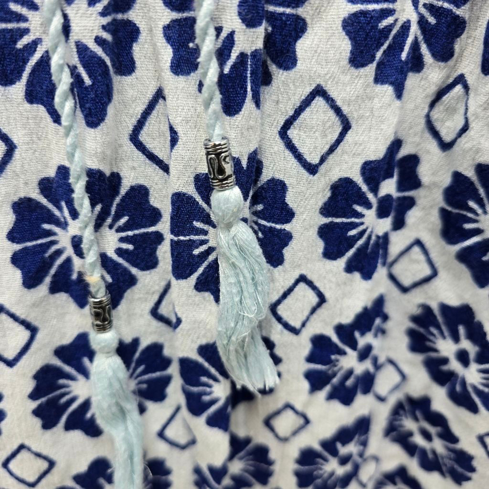 Women's Red Camel Blue White Floral blouse XS - Picture 8 of 10